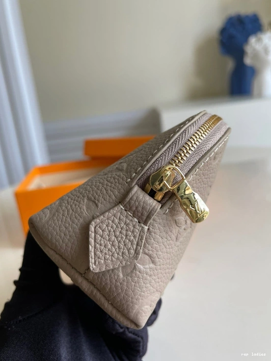 Cheap POUCH LOUIS VUITTON COSMETIC 0815